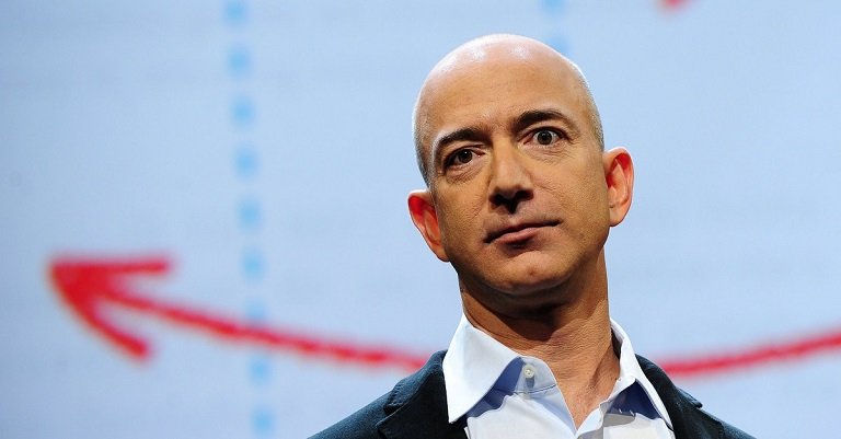 Jeff Bezos has accused the National Enquirer of blackmail