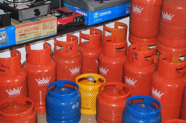 Liquefied Petroleum Gas (Cooking Gas)