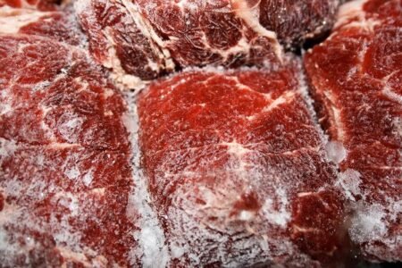 Eating well-boiled meat does not protect against anthrax