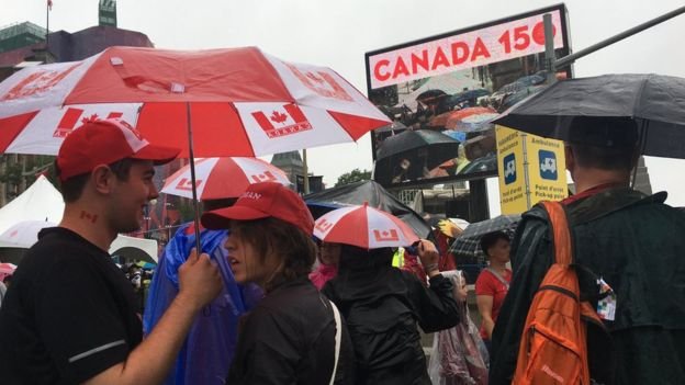 canada visa Huge crowd poured out to celebrate Canada at 150