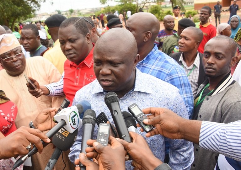 Governor Akinwunmi Ambode of Lagos can pay the minimum wage