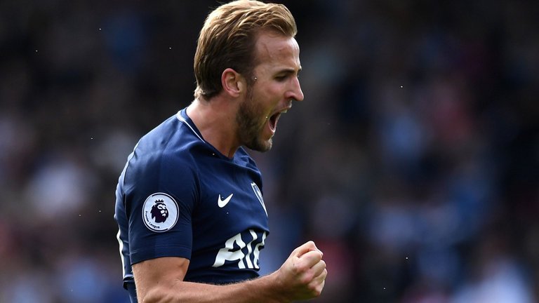 Harry Kane scored a late equaliser as Tottenham drew 2-2 against Norwich