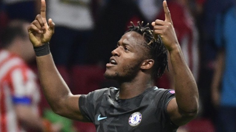 Michy Batshuayi celebrates his late winner for Chelsea