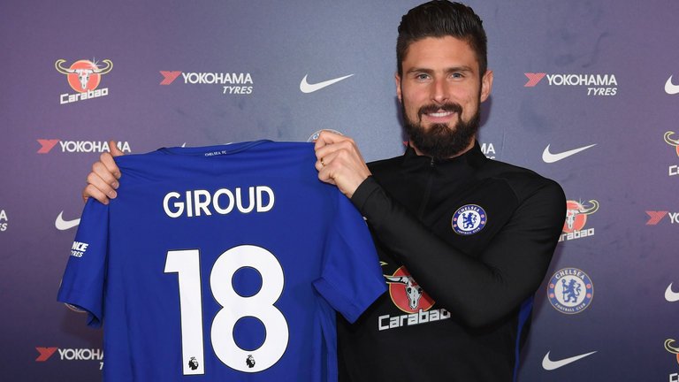 Olivier Giroud has moved to Chelsea from Arsenal