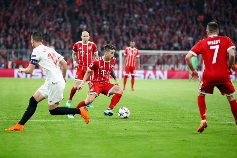 Bayern Munich will play Liverpool in the knockout phase of the Champions League