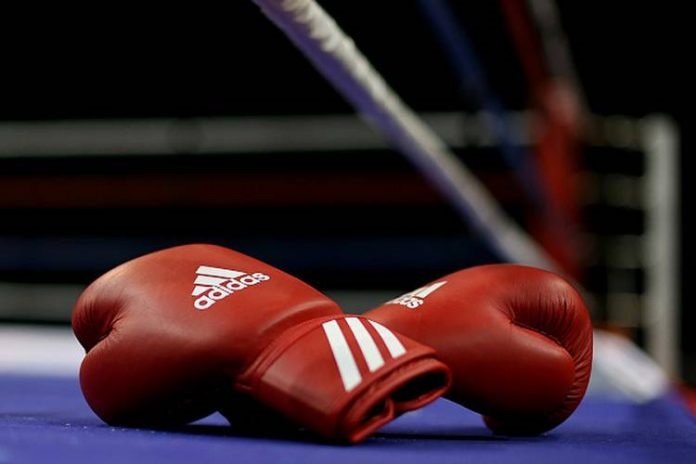 Boxing, Nigerian female boxer Ayisat Oriyomi shockingly leaves the ring