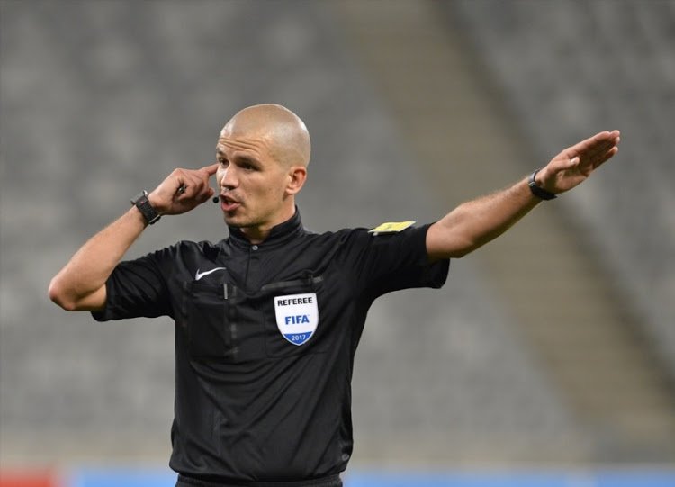Referee Victor Gomes says he was offered $30,000 to fix the Confederation Cup match between Plateau United and USM Alger in Lagos