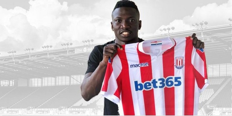 Stoke City have signed Nigerian international Oghenekaro Etebo on a five-year deal from Feirense
