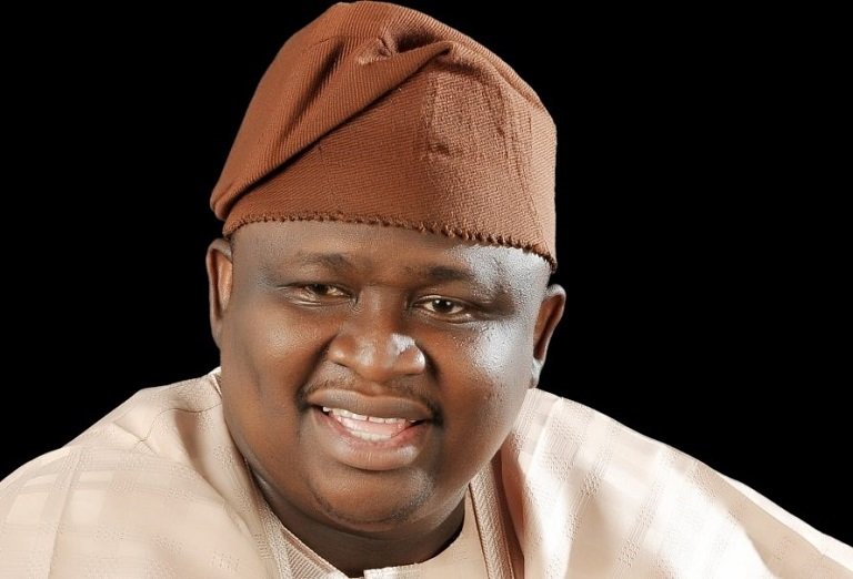 'Soldiers robbed and killed my aide at checkpoint', Senator Adeola cries out