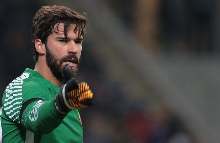 Liverpool and Roma have agreed a world record fee for goalkeeper Alisson