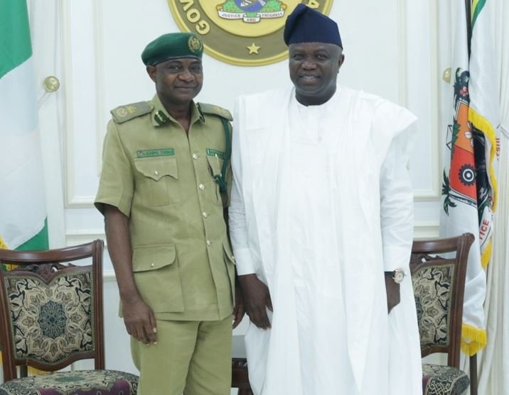 Lagos State Governor, Mr. Akinwunmi Ambode, with the Controller of Prisons, Lagos Command, Nigeria Prisons Service, Mr. Tunde Ladipo (left) during a courtesy visit to the Governor at his residence in Epe, Lagos, on Friday, August 24, 2018