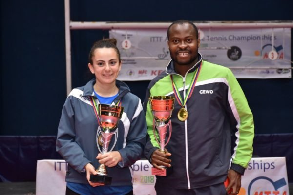 African Women’s champion Dina Meshref with Aruna Quadri, the African men’s championAfrican Women’s champion Dina Meshref with Aruna Quadri, the African men’s champion