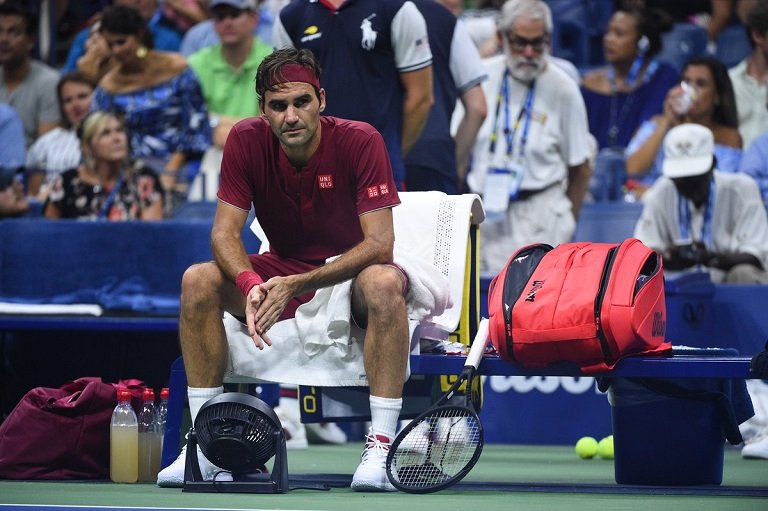 Roger Federer lost 3-6, 7-5, 7-6(7), 7-6(3) to John Millman