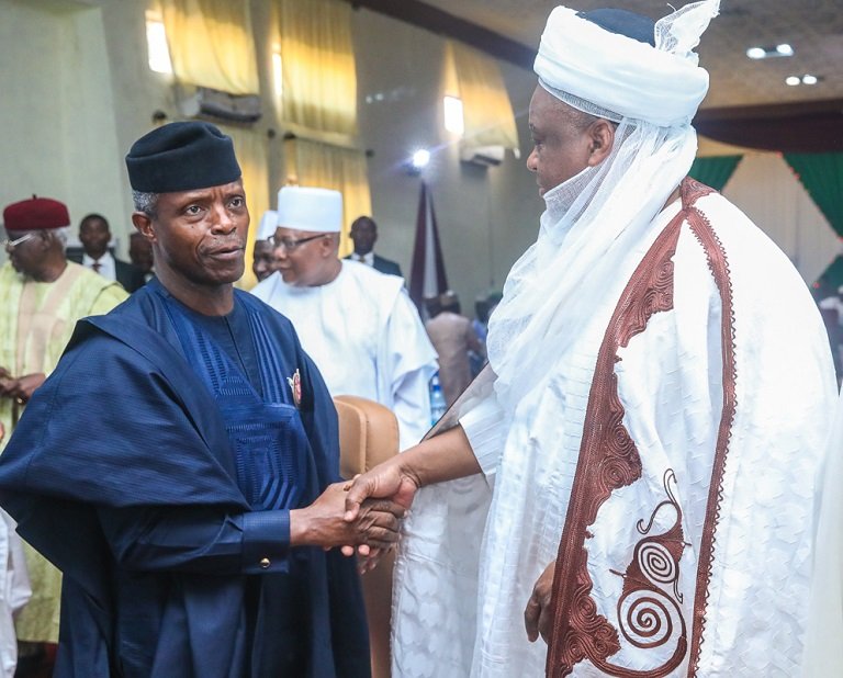 His Eminence, Sultan of Sokoto Muhammad Sa'ad Abubakar having a chat with Vice President Yemi Osinbajo