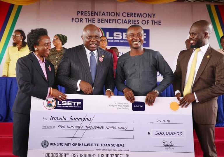 Governor Akinwunmi Ambode presenting cheques to new set of beneficiaries of the Lagos State Employment Trust Fund (LSETF)