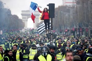 Paris to deploy 5,400 police for Champions League final