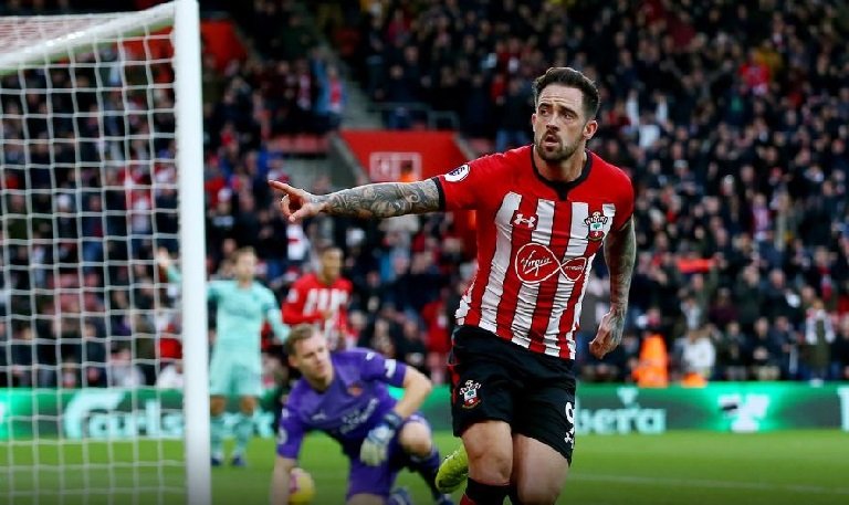 Danny Ings scored twice as Southampton ended Arsenal's 21-game unbeaten run