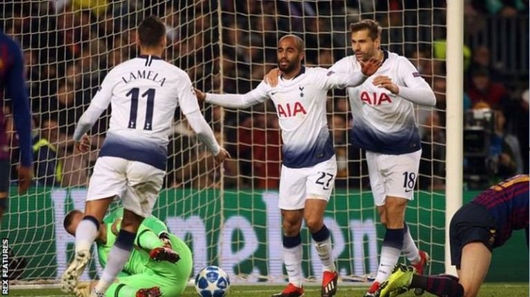 Lucas Moura scored a very important late goal to secure Tottenham's qualification to the knockout phase in the Champions League