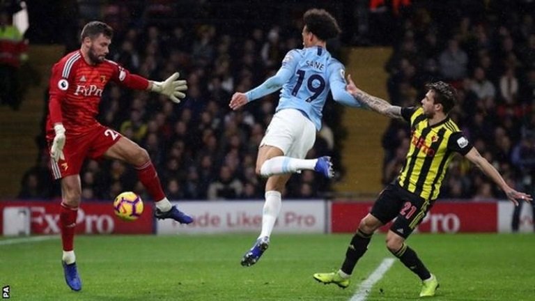 Manchester City saw off a resilient Watford team at the Vicarage Road to stay top