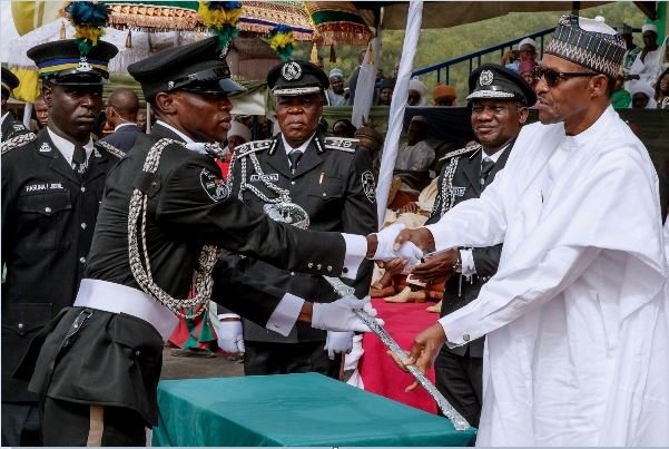 President Muhammadu Buhari has urged the Nigerian Police to act professionally