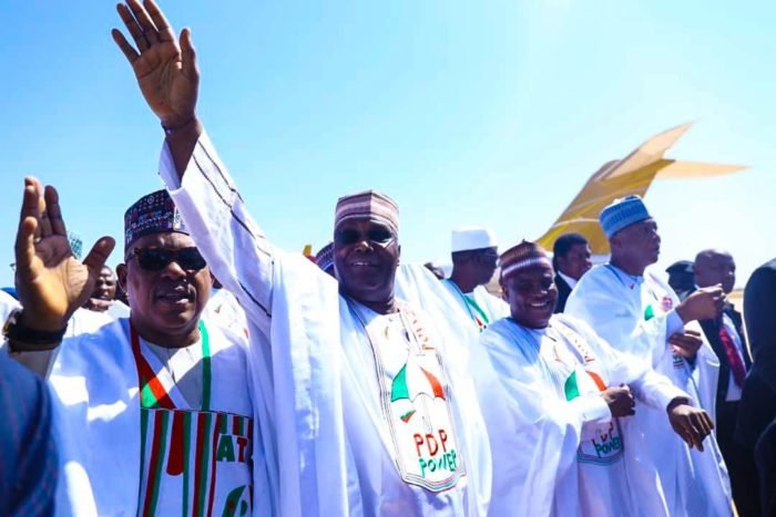 PDP national chairman, Uche Secondus, PDP presidential candidate Atiku Abubakar, Governor Aminu Tambuwal of Sokoto and others during a rally