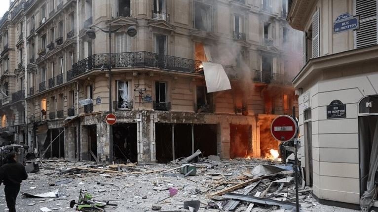 Paris explosion has had people fleeing for their lives