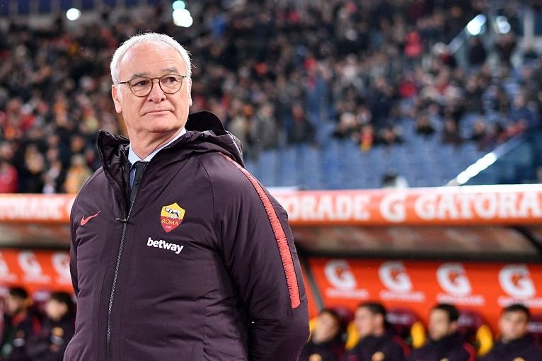 10-man Roma defeated Empoli 2-1 in Claudio Ranieri's first game in charge