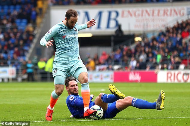 Gonzalo Higuain has confirmed he wants to stay at Chelsea next year