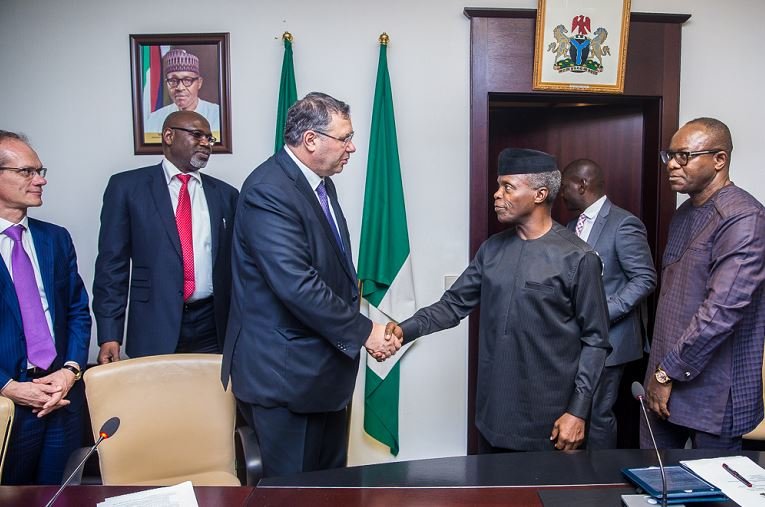 VP Osinbajo with CEO of TOTAL Group, Mr Patrick Pouyanne, flanked by Min. of State, Petroleum Resources, Dr. Emmanuel Ibe Kachikwu (R); DMD TEPNG, Musa Kida Ahmadu & MD TEPNG, Mr. N Terraz