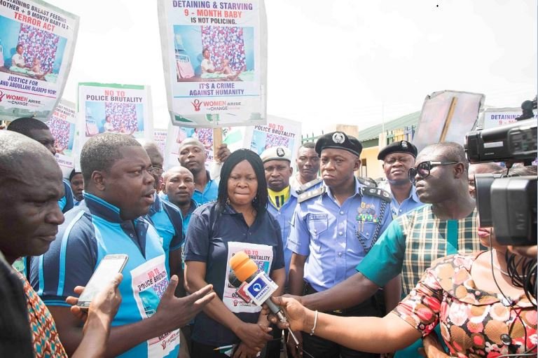 Dr Joe Okei-Odumakin led over 200 men and women to protest the illegal detention of Mrs Rofiat Oladepo and her nine-month old son