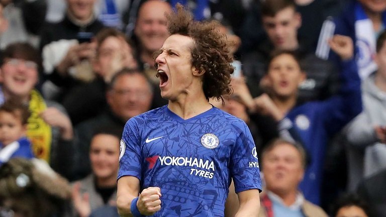 David Luiz signs new Chelsea deal