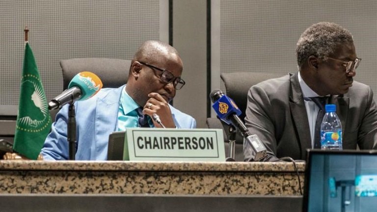 AU suspends Sudan
