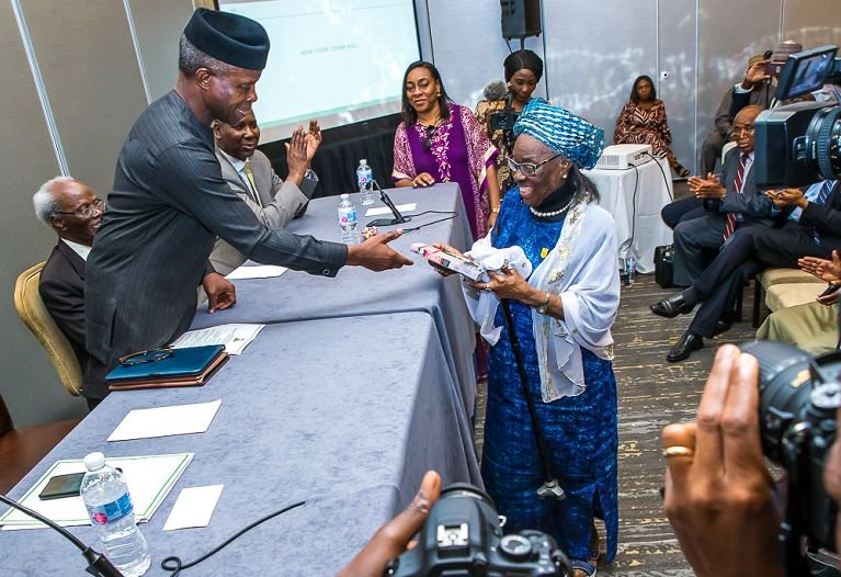 Vice President Yemi Osinbajo interacting with Nigerians in New York