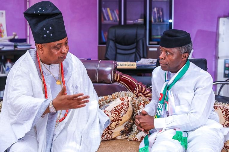 Vice President Yemi Osinbajo with Akarigbo of Remo land, Oba Babatunde Adewale Ajayi at the palace of Oba Akarigbo of Remo land