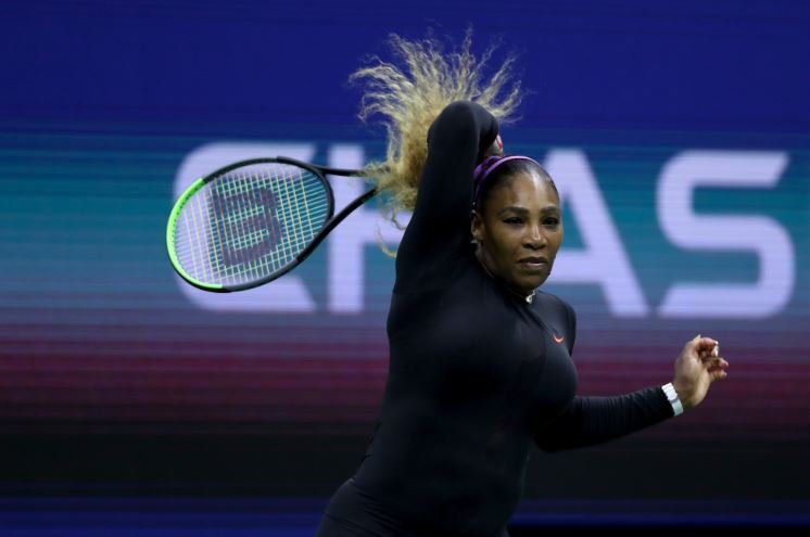 Maria Sakkari beat Serena Williams 5-7 7-6 (7-5) 6-1