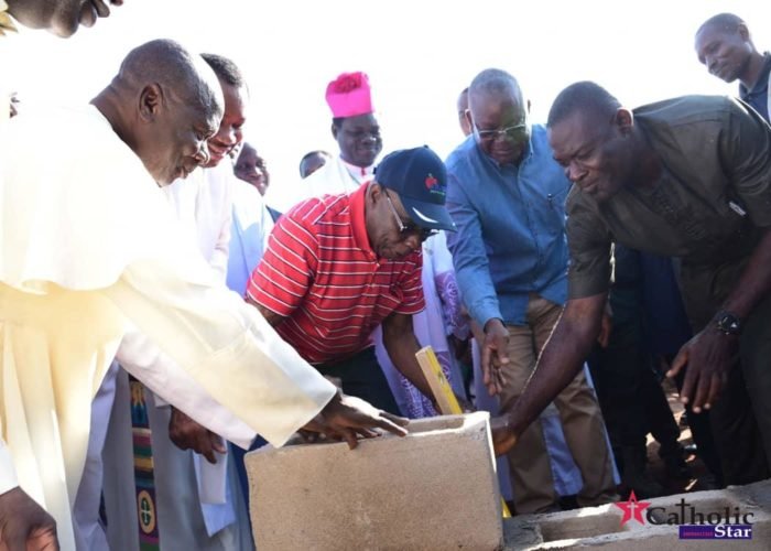 Chief Olusegun Obasanjo laying the foundation stone for the Catholic Special Children School in Benue