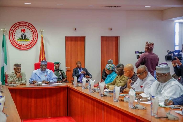 Senate President Ahmad Lawan and Speaker Femi Gbajabiamila intervening in 8th NASS aides pay delay