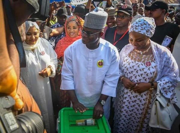 Yahaya Bello has taken an early lead in the Kogi governorship election