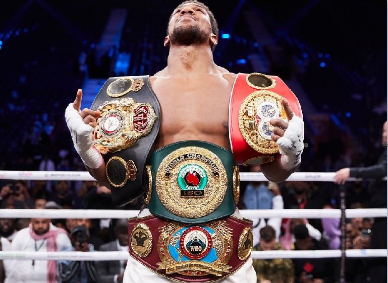 Anthony Joshua dreams of defending his heavyweight titles in Nigeria some day