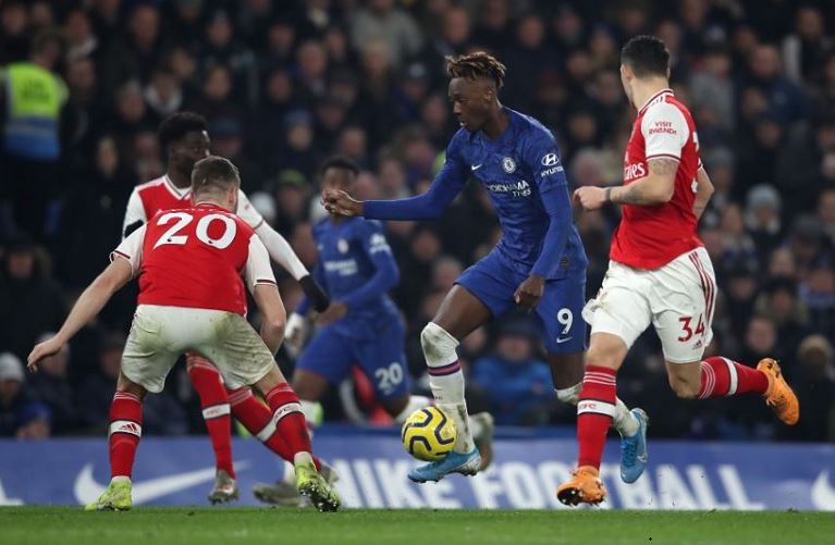 Chelsea failed to beat 10-man Arsenal despite dominating the game fa cup