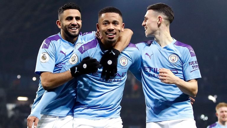 Gabriel Jesus scored twice as Manchester City beat 10-man Fulham