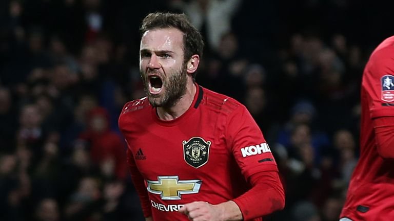 Juan Mata's goal after 67 minutes proved the difference for Manchester United