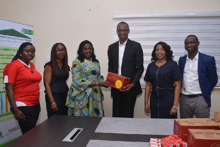 Unilever management presents Lifebuoy, Sunlight and OMO soaps and detergents to the Ogun State Government