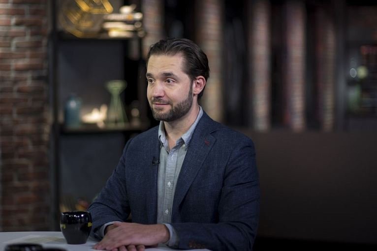 Reddit co-founder Alexis Ohanian has resigned from the board