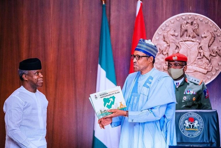 Vice President Yemi Osinbajo submits the Sustainability Plan to President Muhammadu Buhari Agriculture for Food and Job Plan