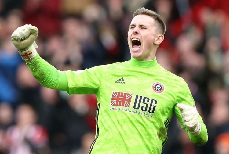 Chelsea are hoping to lure Manchester United goalkeeper Dean Henderson to Stamford Bridge