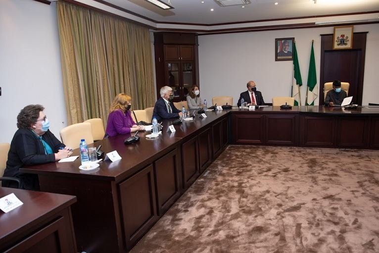 Counselor T. Ulrich Brechbühl meets with Vice President Yemi Osinbajo at the Aso Rock