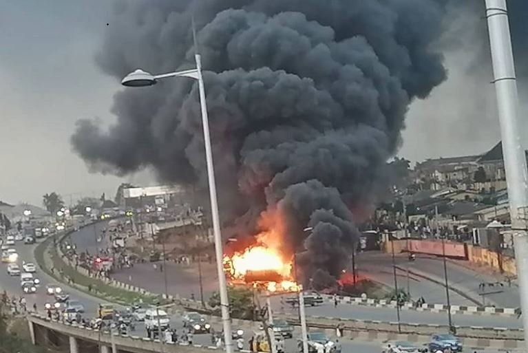 An oil tanker loaded with diesel exploded at Otedola bridge in Lagos on Saturday