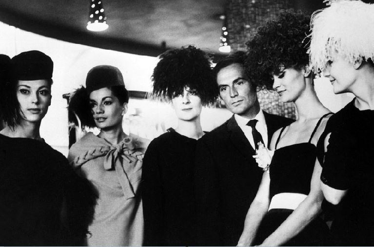 Pierre Cardin with models in 1962
