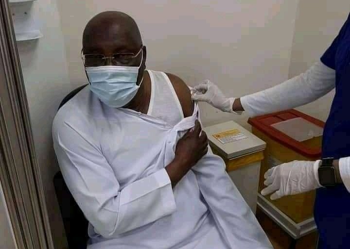 Atiku Abubakar receives the vaccine in Dubai, United Arab Emirates